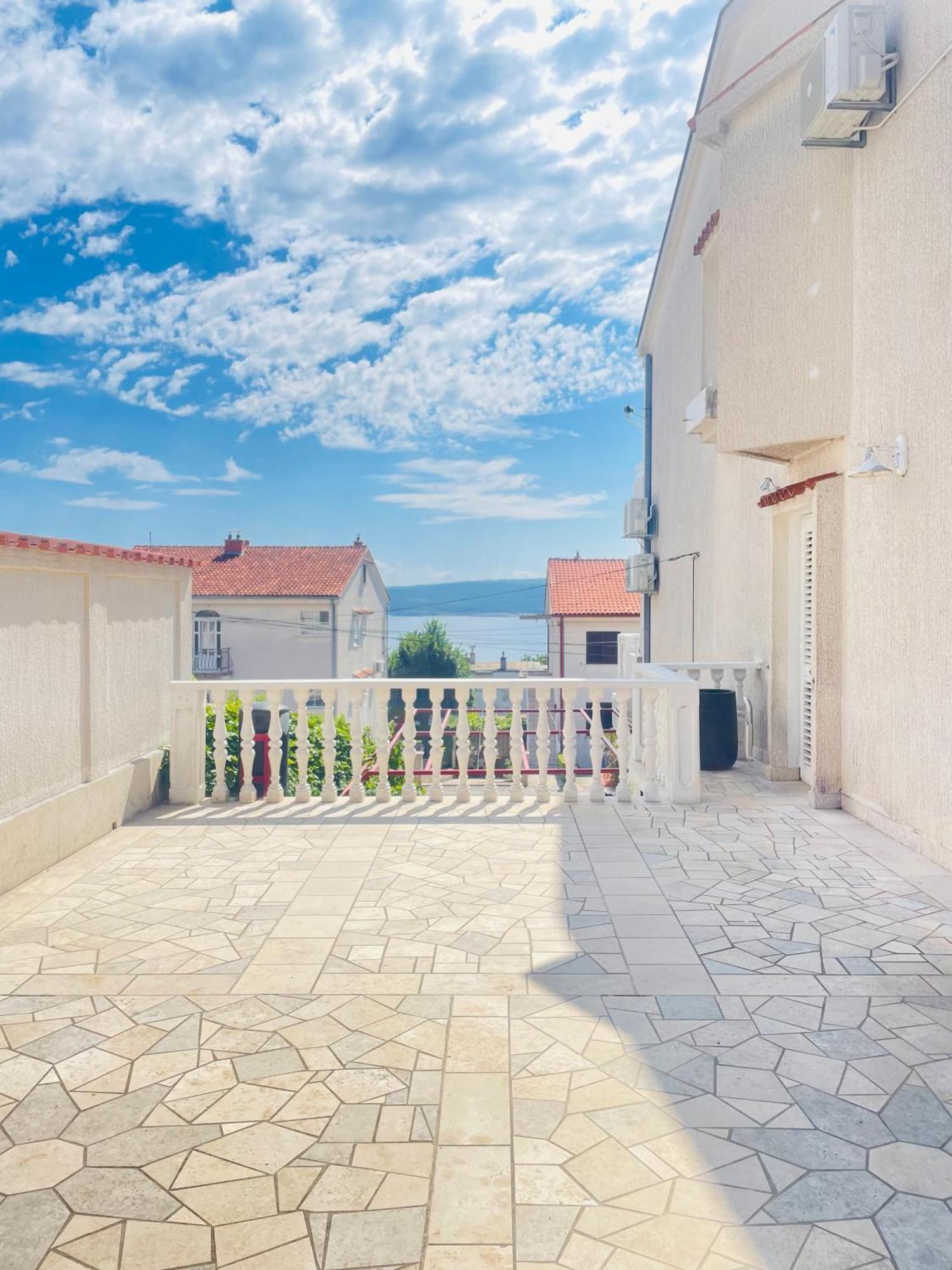 Anmarie Apartments Crikvenica Ngoại thất bức ảnh